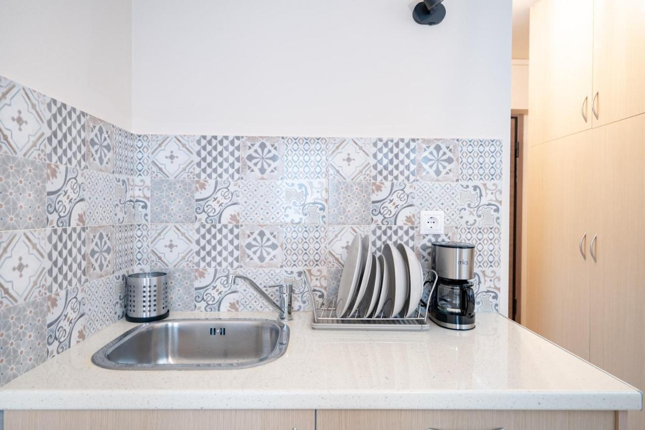 Monastiraki Metro St Studio For 2 Persons Athena Bagian luar foto